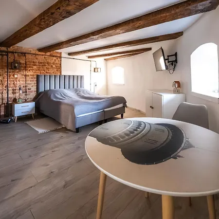Apartment Wieza Wieza *