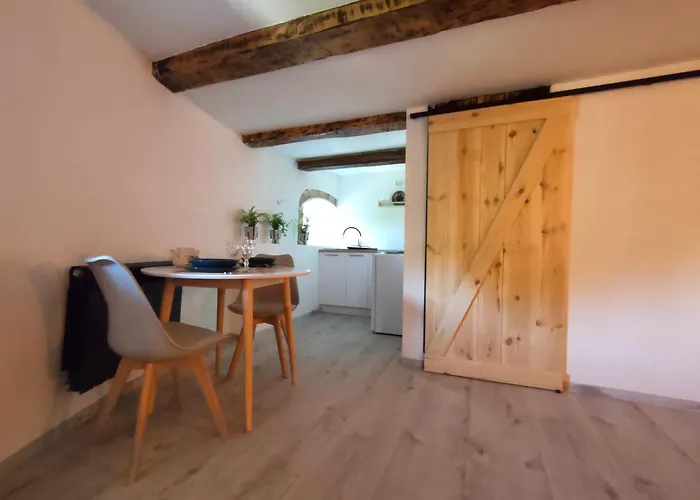 Wieza Wieza * גניזנו